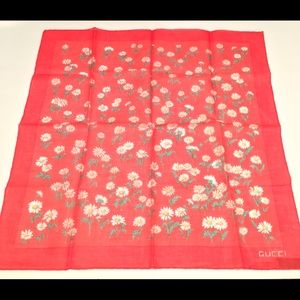 Gucci Red Cotton Floral Scarf Vintage 18X18 Italy